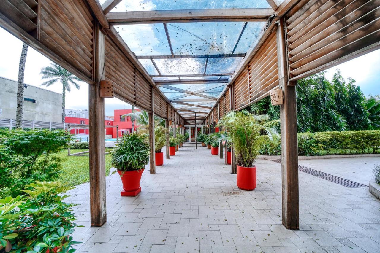 Akwa Palace Douala Exterior photo